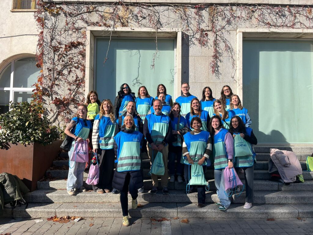 Voluntarios en la primera semana del voluntariado de fundacion Moeve