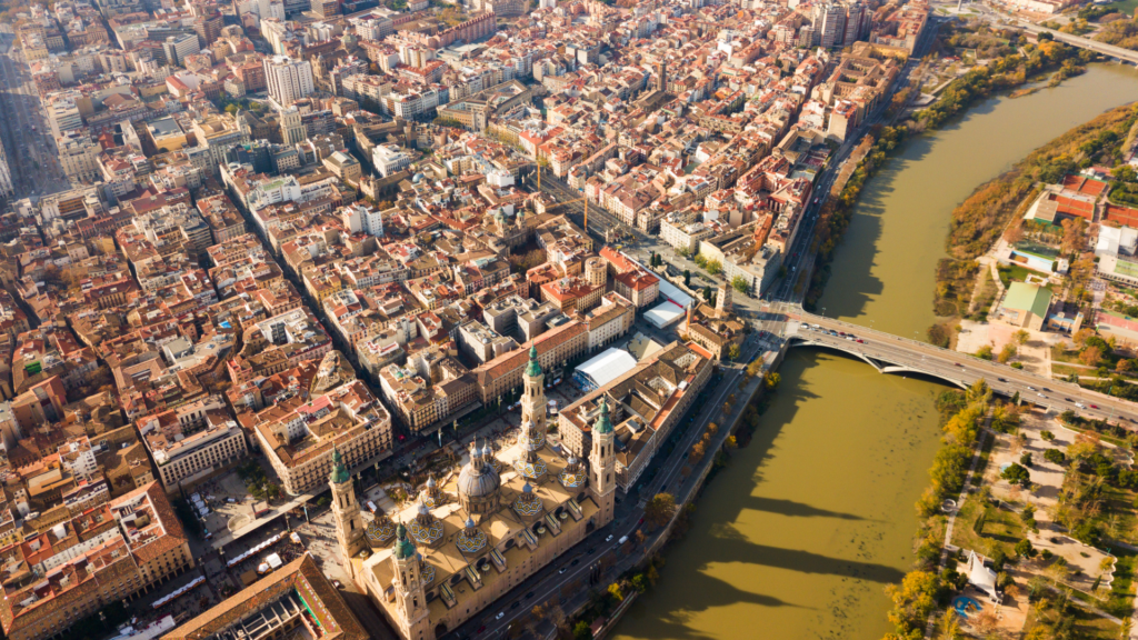 vista de Zaragoza dron
